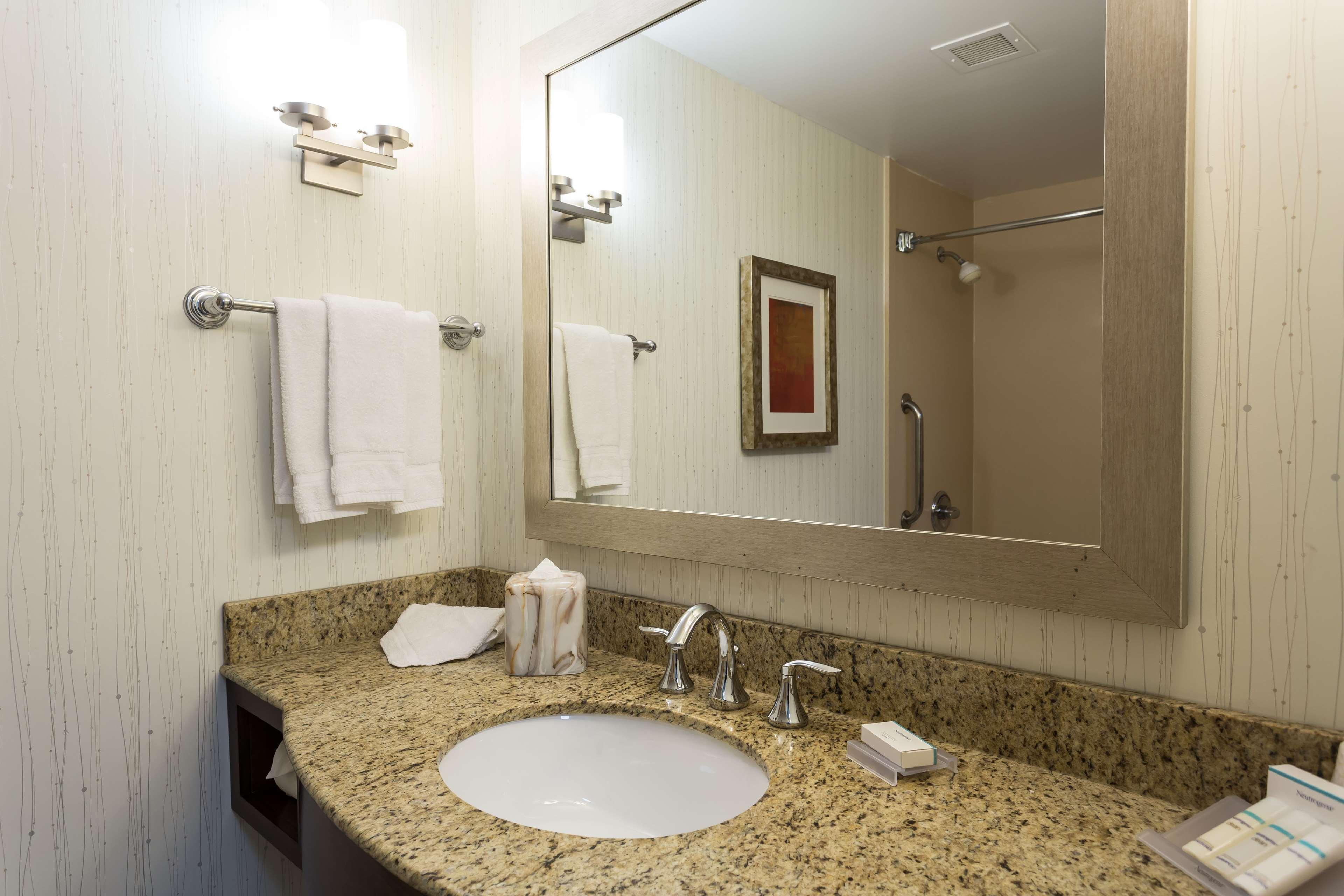 Hilton Garden Inn San Mateo Eksteriør bilde