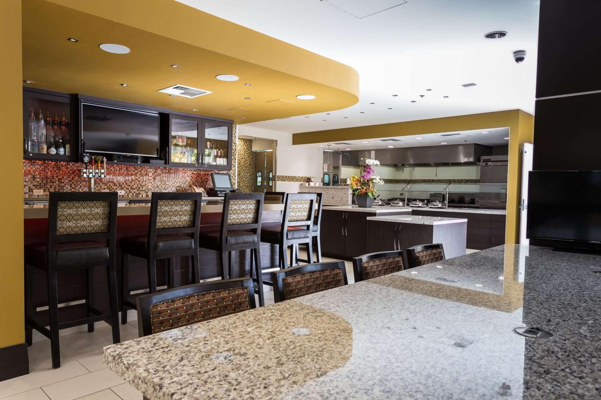 Hilton Garden Inn San Mateo Eksteriør bilde