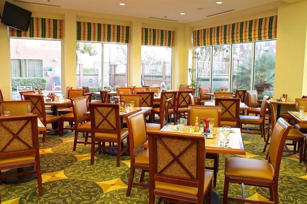 Hilton Garden Inn San Mateo Restaurant bilde